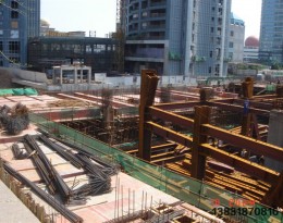青岛万邦中心地下工程